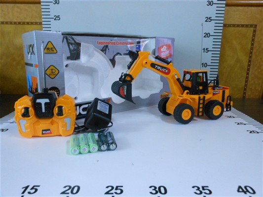 Four-channel remote control construction vehicles