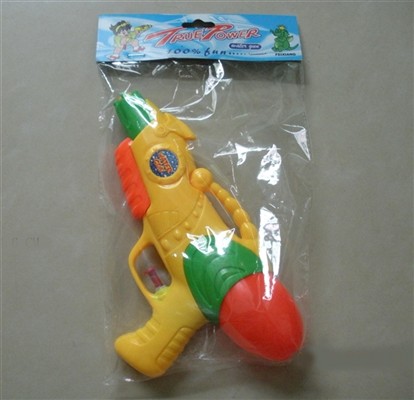 Solid color water gun