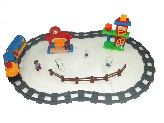 Electric building blocks train track