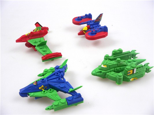 Building blocks fit fighter