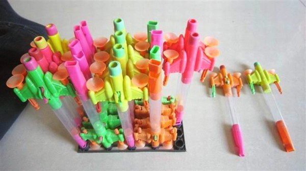 20 Zhuang the Needle Gun airplanes (Candy)