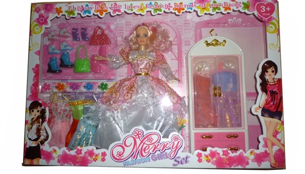 Barbie in box gift set