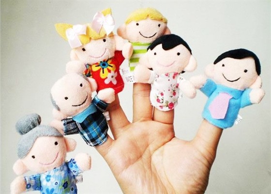 The happiness a finger doll