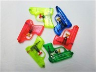 Six small water gun