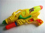 Cheering water gun / solid color