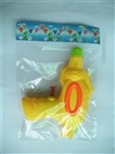 Solid color water gun