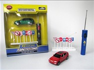 1:54 two-way alloy remote control car racing with road signs